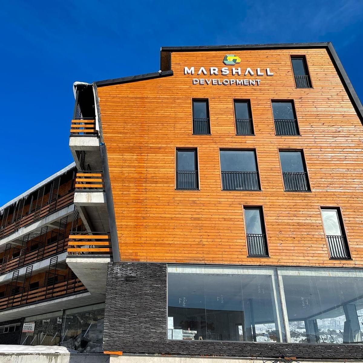 Marshal Gudauri Apartment ภายนอก รูปภาพ